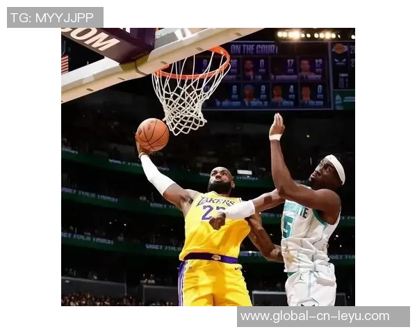 黄蜂对决湖人精彩直播回顾球迷热情高涨赛场盛况不容错过